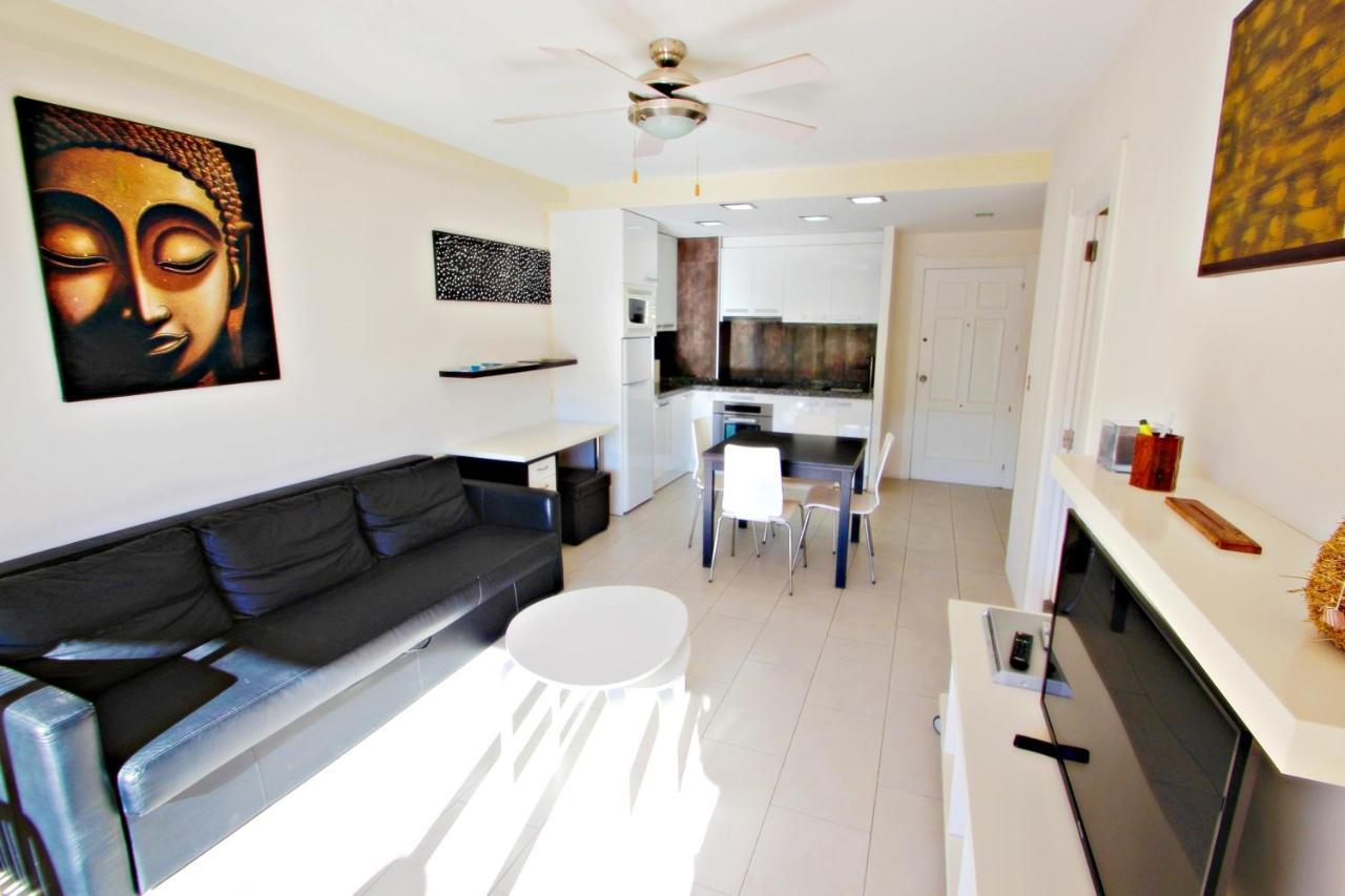 Gioia - Sea View Apartment In Calp Extérieur photo